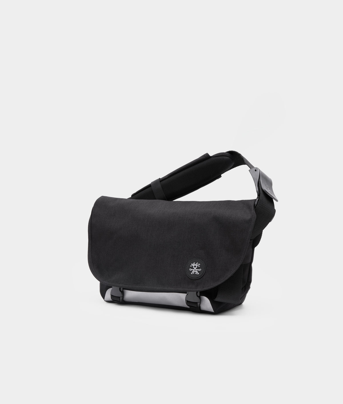 | Colour: Black/Reflective
