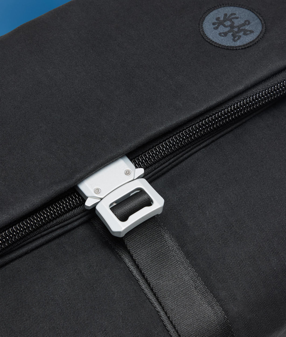 | Colour: Black Waxed Canvas