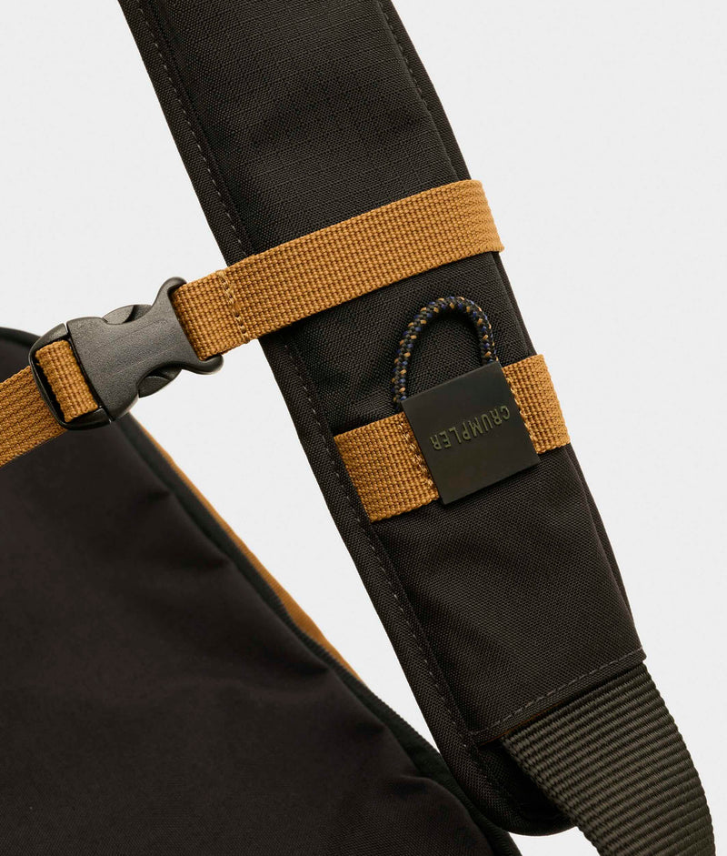 | Colour: Black/Olive