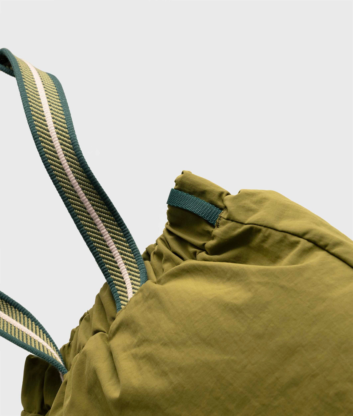 | Colour: Olive