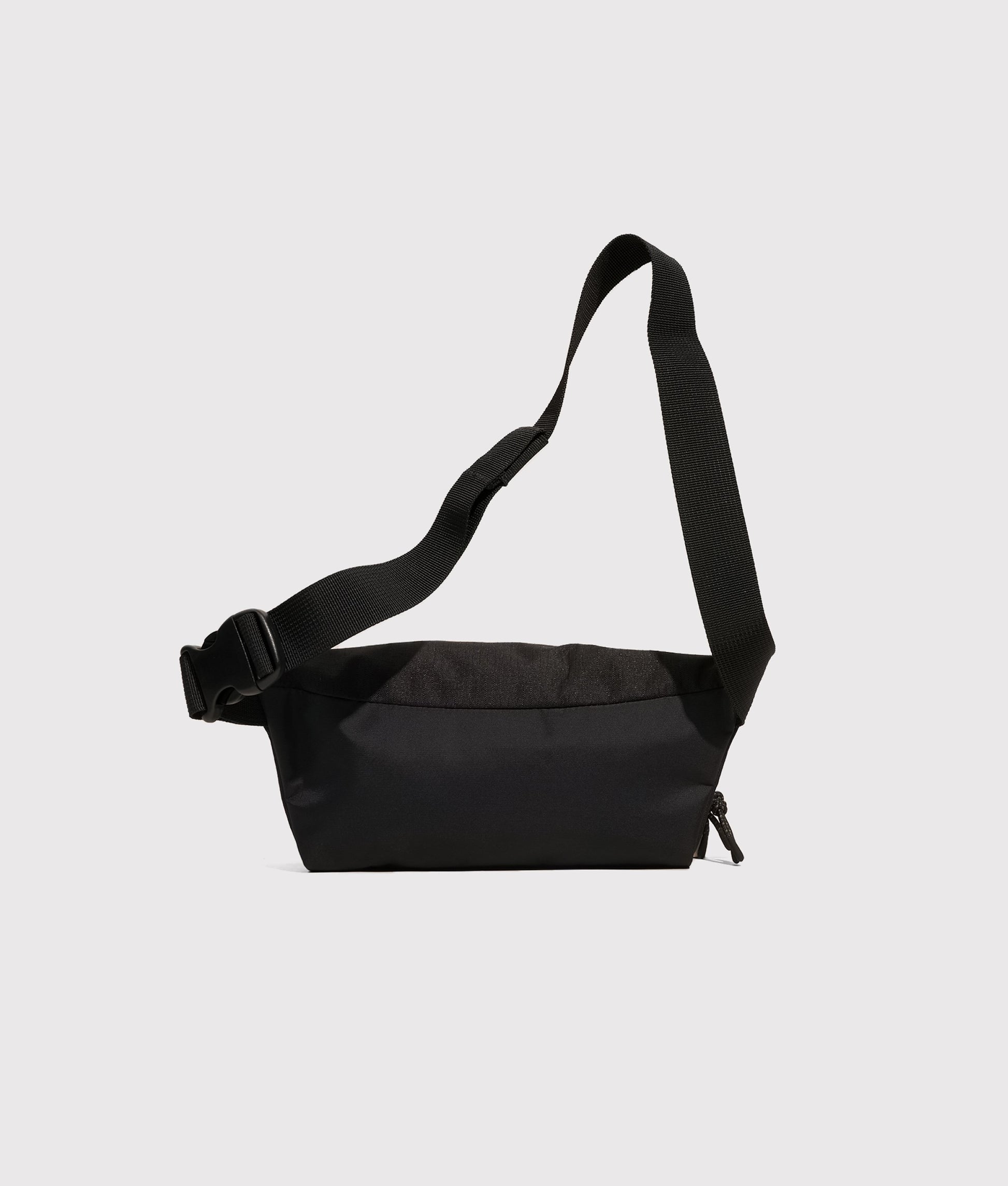 | Colour: Black