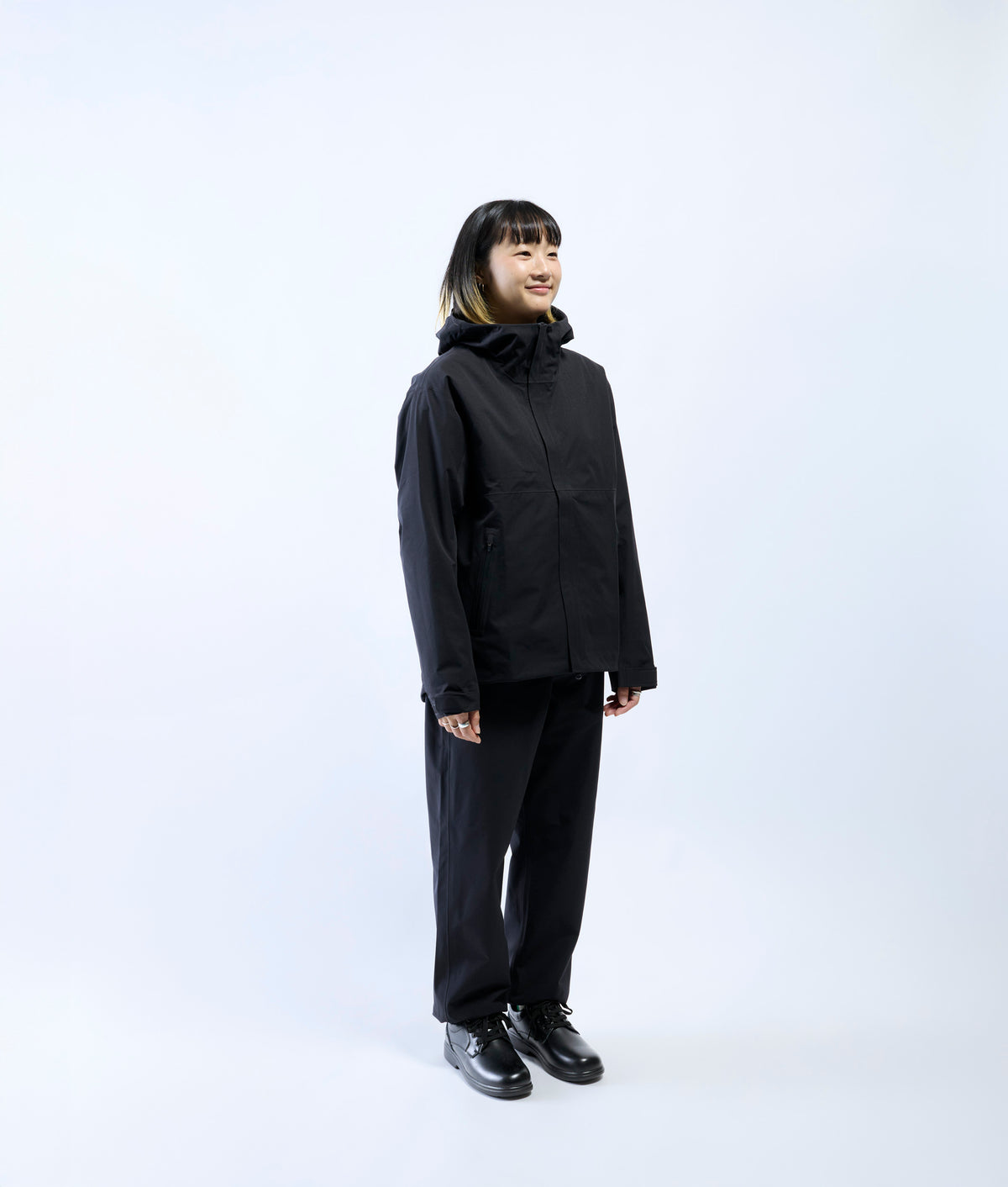 | Colour: Black