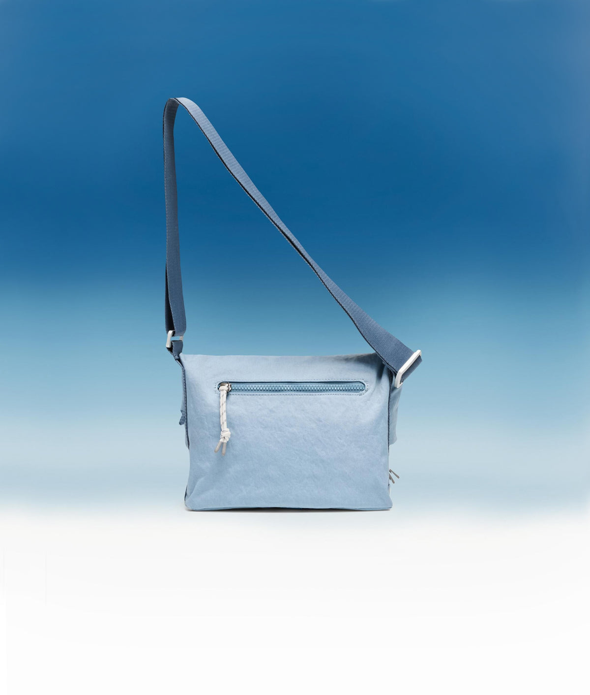 | Colour: Konbu Dusty Blue